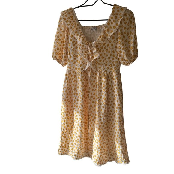 Polagram Dresses & Skirts - Polagram Dress  Yellow Floral With Lace Trim & Puff Sleeves Smocked Back Size S